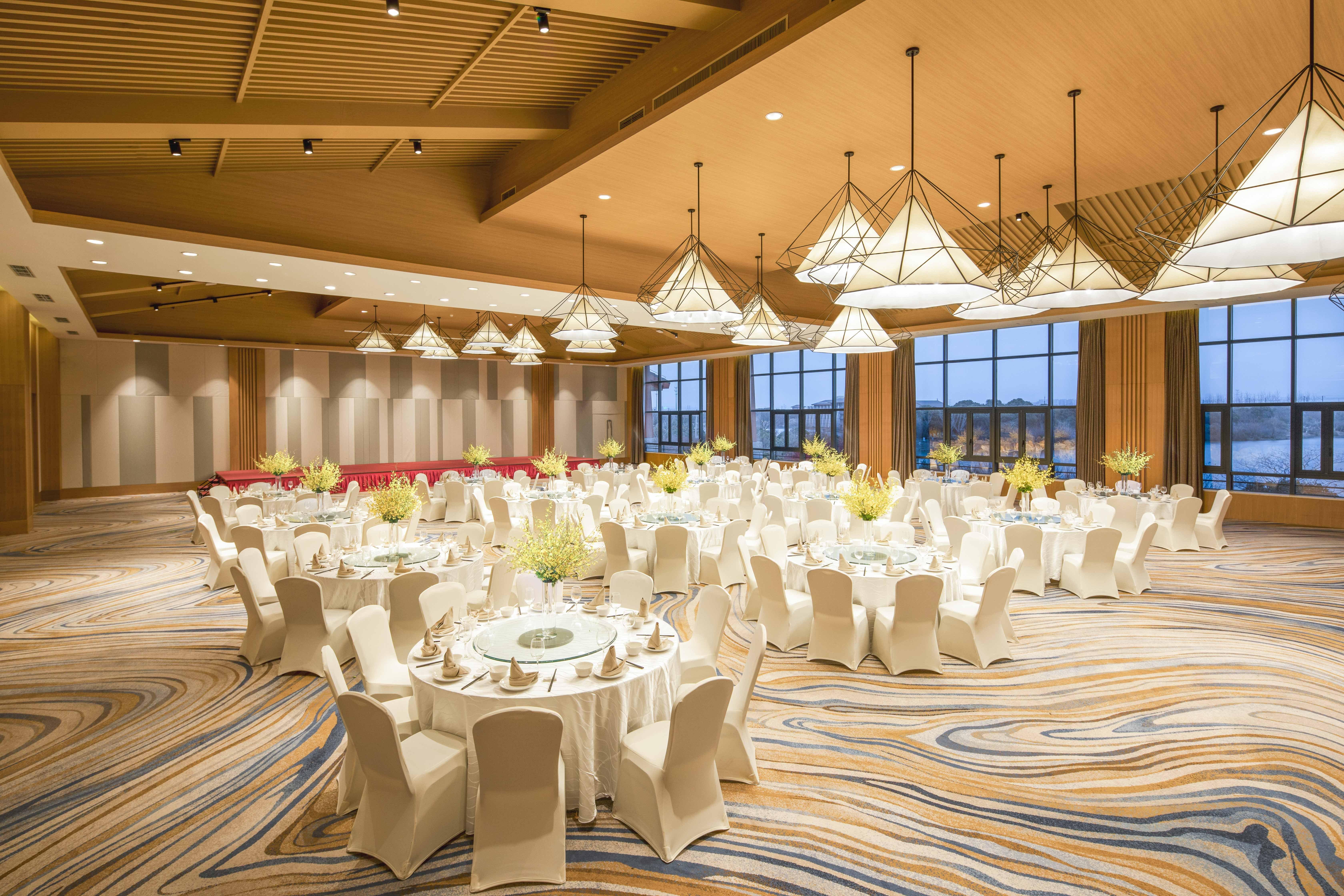 Holiday Inn Kunshan Huaqiao By Ihg Exterior foto